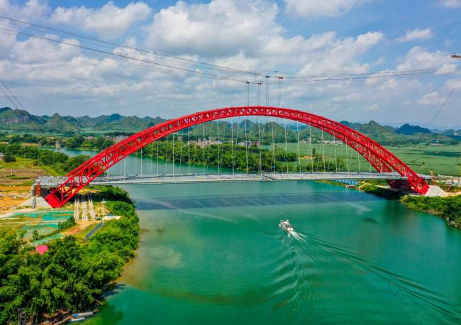 勘察设计的世界最大跨径公路钢管混凝土提篮拱桥 沙尾左江特大桥（主跨360米）.jpg