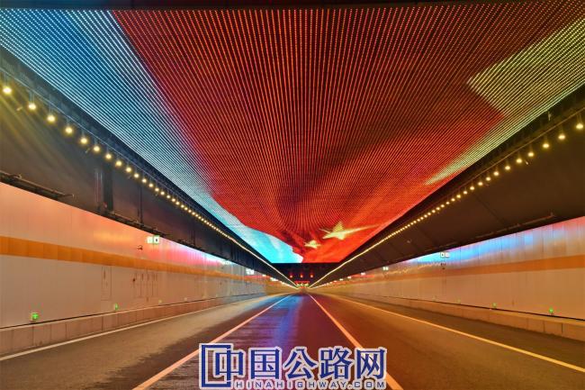 01苏锡常南部高速公路常州至无锡段太湖隧道 (2).JPG